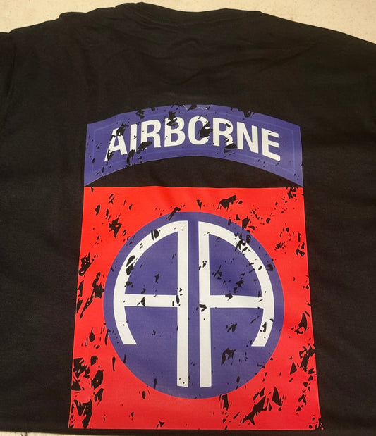 82nd AIRBORNE distressed t-shirt